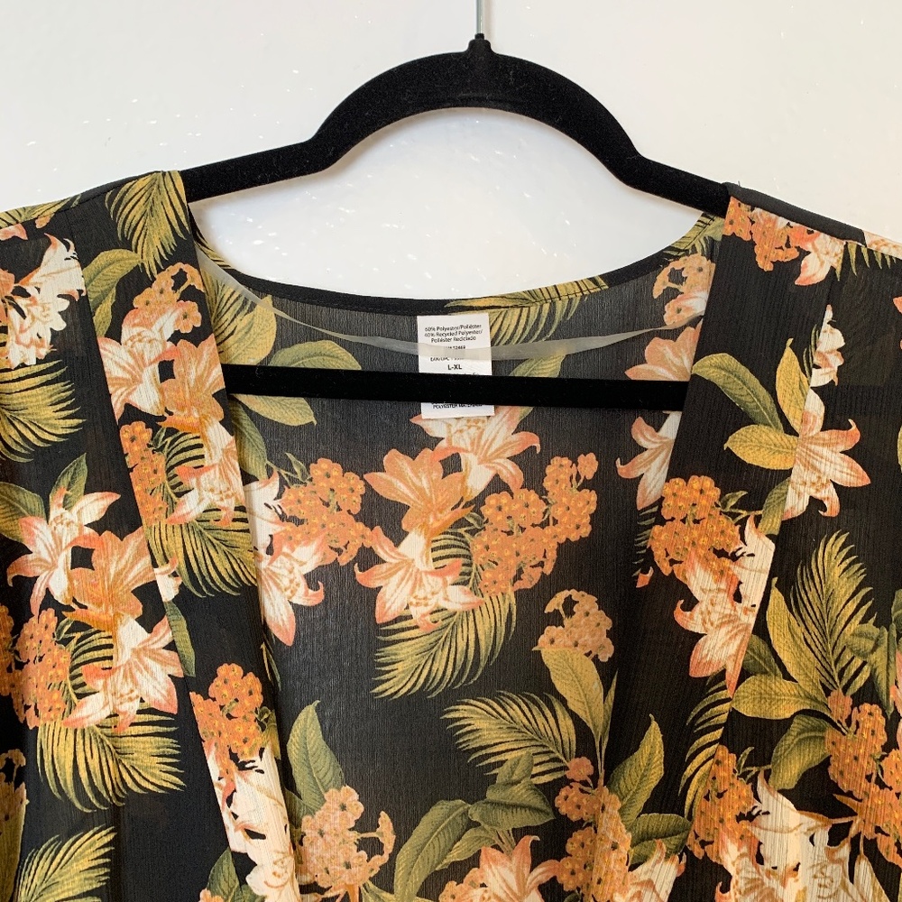 Black Floral Swimsuit Cover Up L/XL Robe Style Tie Front Georgette Tropical - Picture 2 of 11
